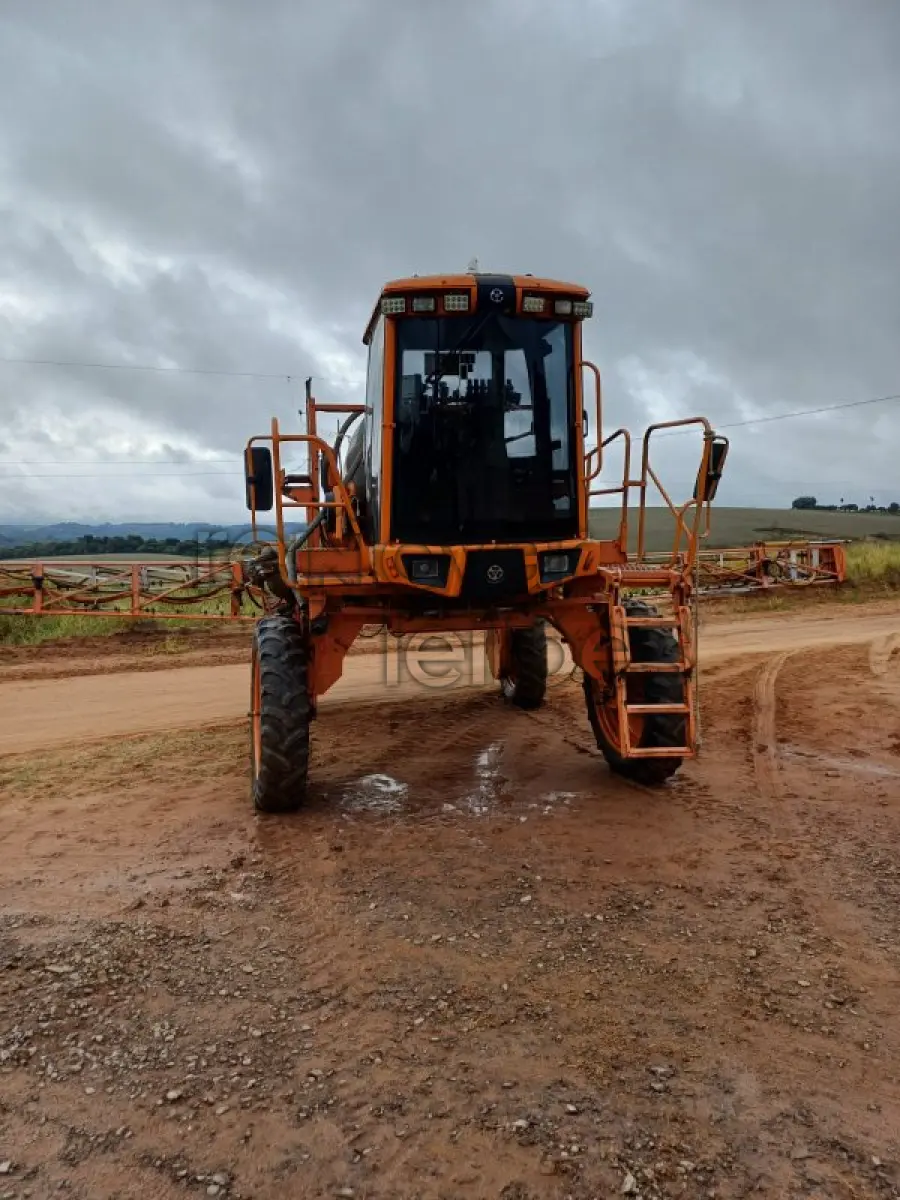 LOTE 029 - PULVERIZADOR JACTO UNIPORT 2500 - ANO 2008 - CRESOL CONFIANÇA - DEPOSITADO EM SANTA MARIA/RS