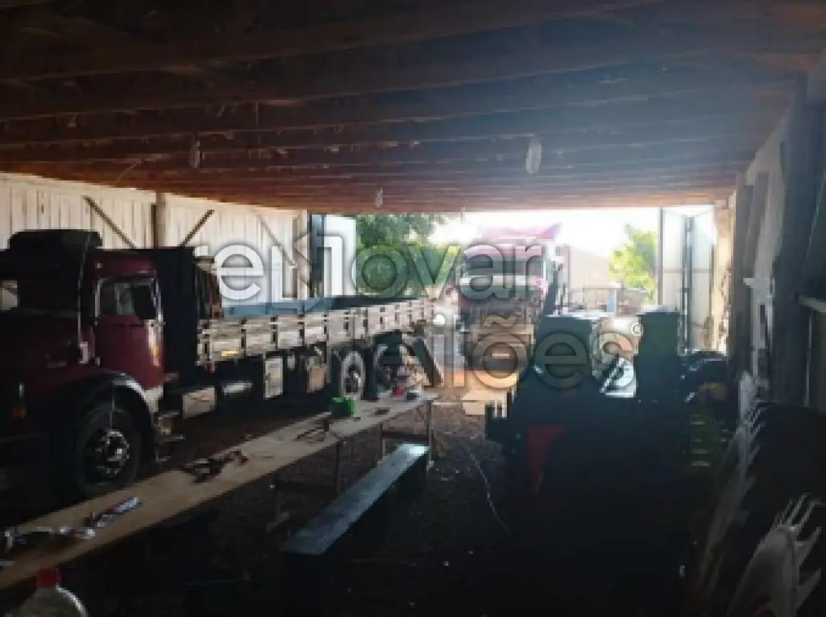 LOTE 001 - GALPÃO DE MADEIRA C/ 200,00 M² - CAMPO NOVO / RS