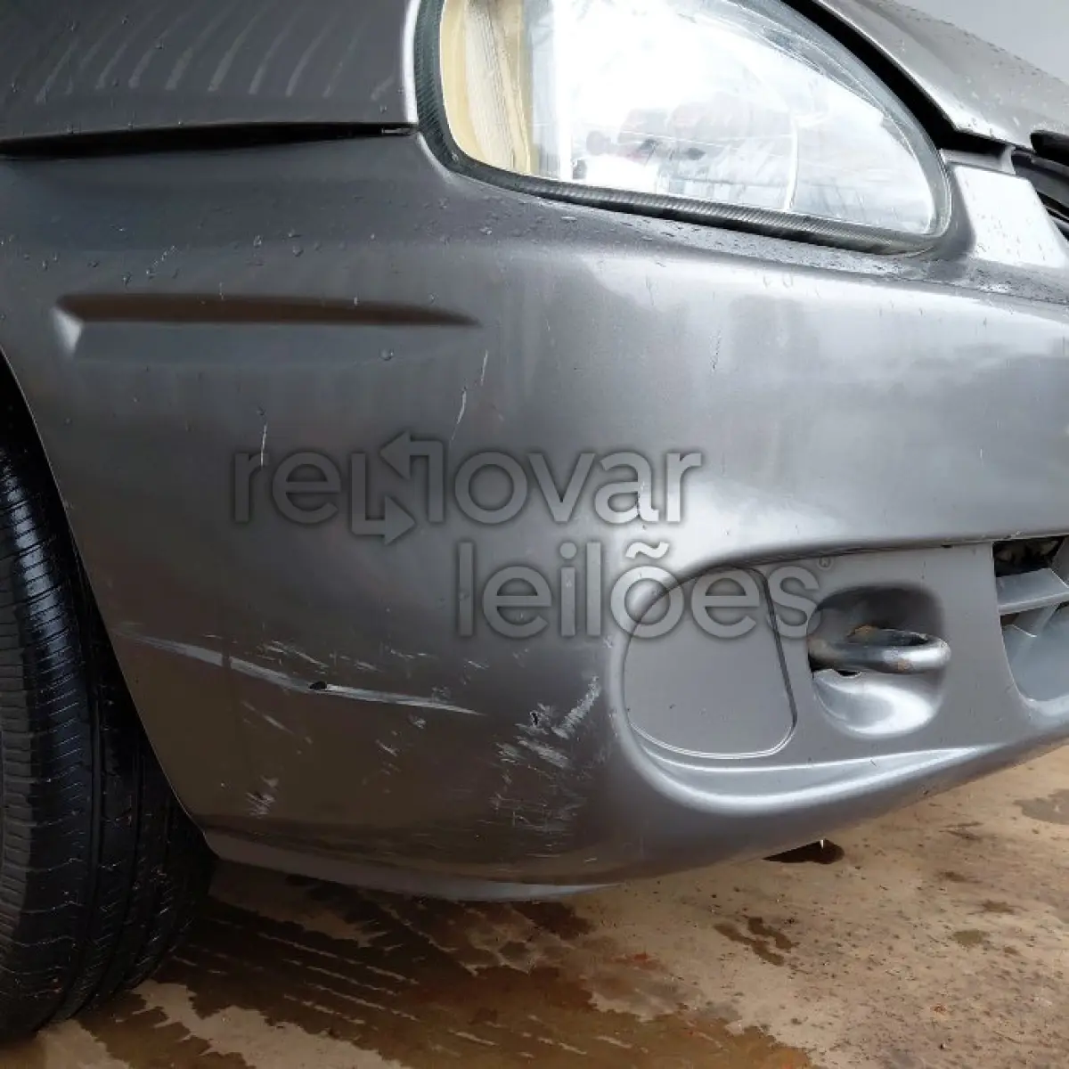 LOTE 006 - GM CLASSIC - ANO 2004/2005 - SICOOB CREDICARU