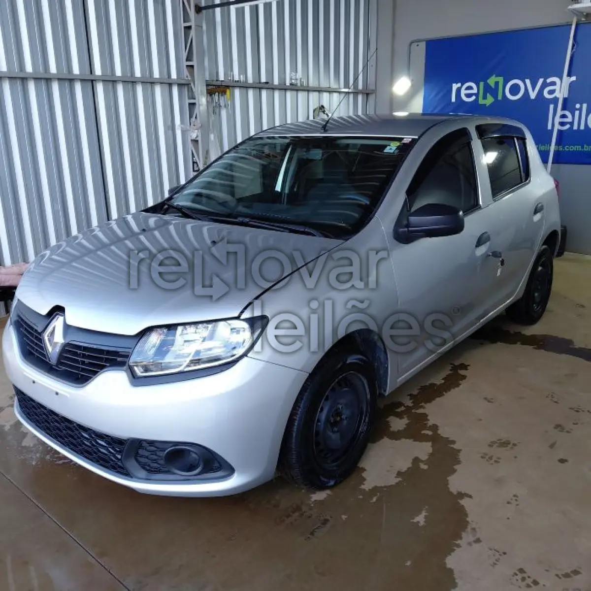 LOTE 048