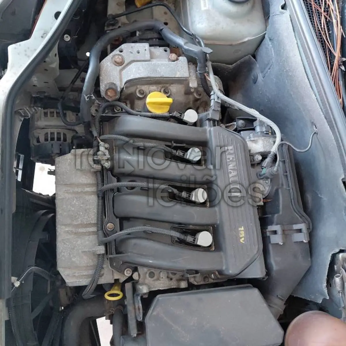 LOTE 010 - RENAULT KANGOO EXPRESS16 - ANO 2012/2013 - SICREDI CAMINHO DAS ÁGUAS