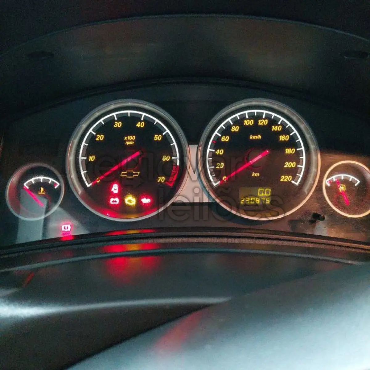 LOTE 007 - CHEVROLET VECTRA SEDAN ELEGANCE - ANO 2005/2006 - SICOOB CREDICARU