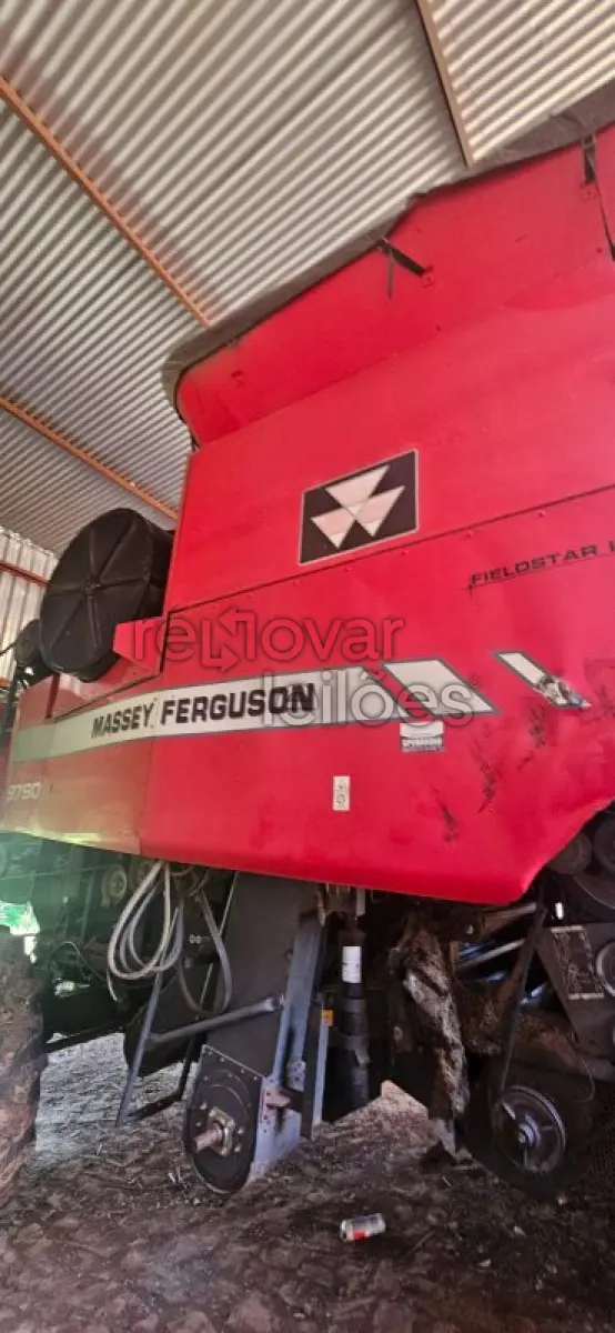 LOTE 006 - COLHEITADEIRA MASSEY FERGUSON MF9790 - ANO 2012 - CRESOL CENTRO SERRA - DEPOSITADO EM CURITIBANOS/SC
