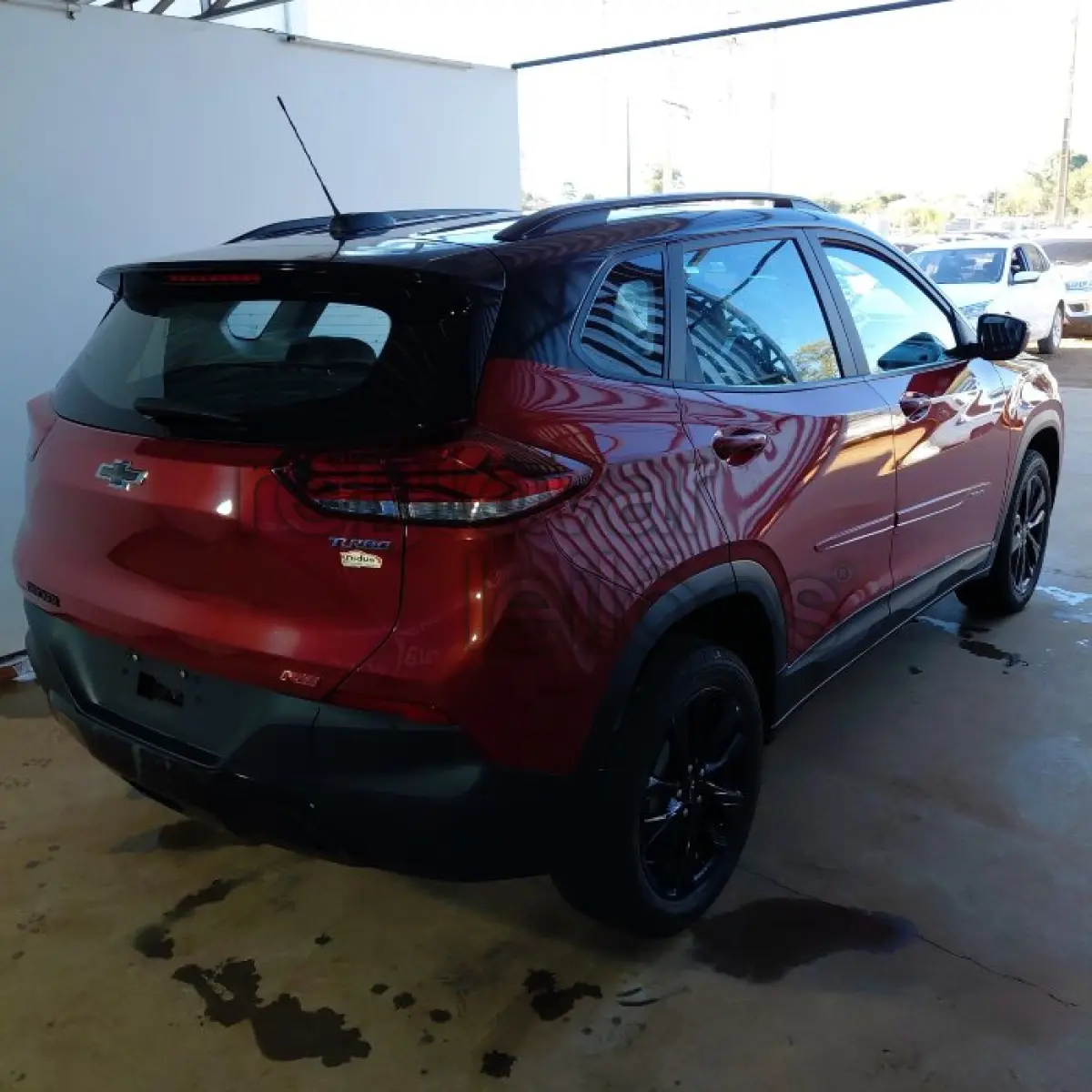 LOTE 028 - GM TRACKER - ANO 2023/2024 - COMPLETO - SICREDI PIONEIRA