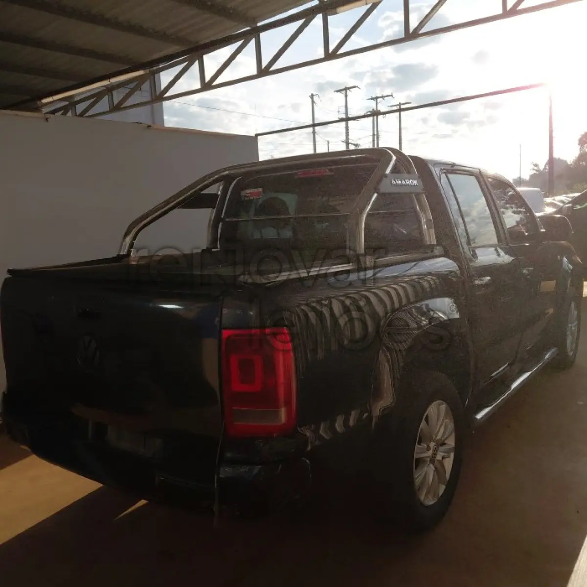 LOTE 032 - VOLKSWAGEN AMAROK CD 4X4 HIGH - ANO 2010/2011 - COMPLETO - SICREDI CAMINHO DAS ÁGUAS