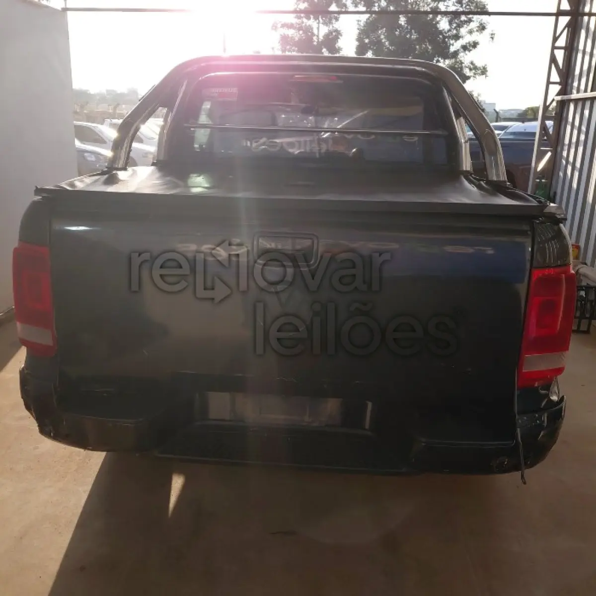 LOTE 032 - VOLKSWAGEN AMAROK CD 4X4 HIGH - ANO 2010/2011 - COMPLETO - SICREDI CAMINHO DAS ÁGUAS