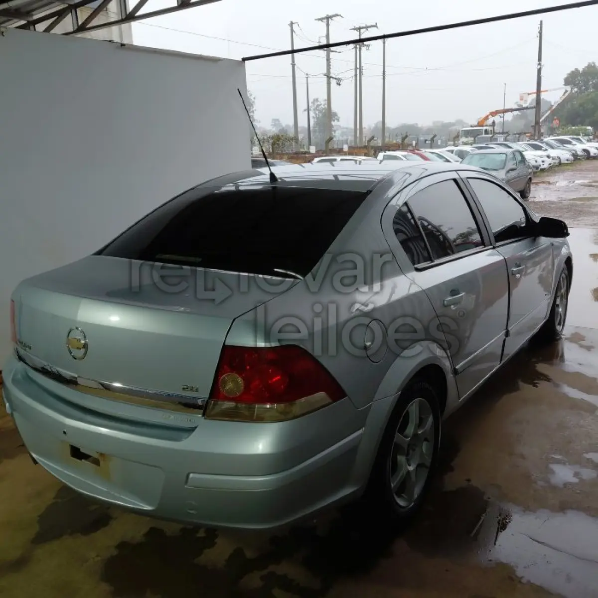 LOTE 007 - CHEVROLET VECTRA SEDAN ELEGANCE - ANO 2005/2006 - SICOOB CREDICARU