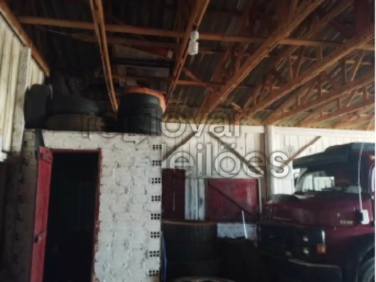 LOTE 001 - GALPÃO DE MADEIRA C/ 200,00 M² - CAMPO NOVO / RS