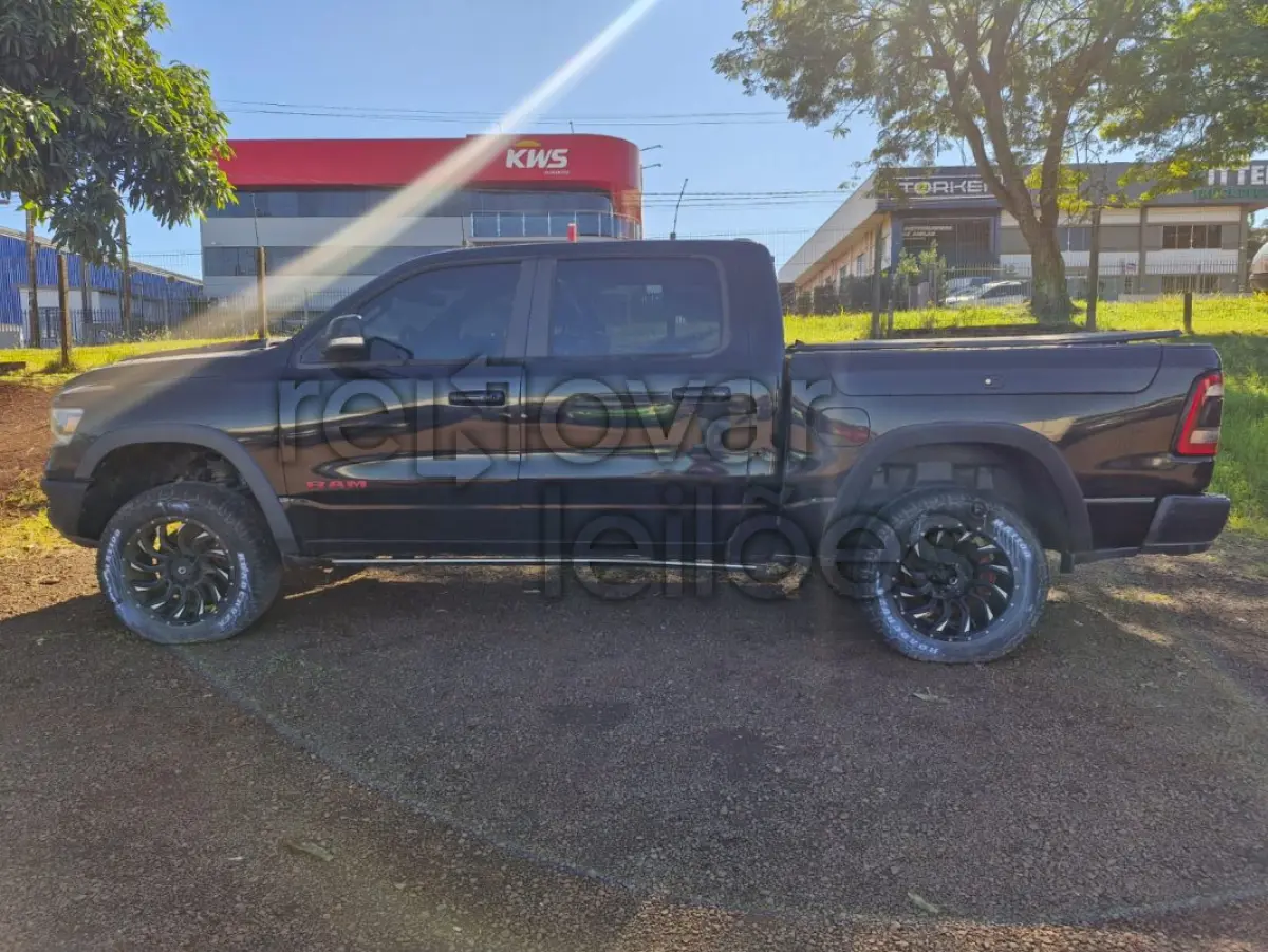 LOTE 009 - DODGE RAM 1500 REBEL - ANO 2022/2022 - COMPLETO - SICREDI ALIANÇA - DEPOSITADO EM IJUI/RS