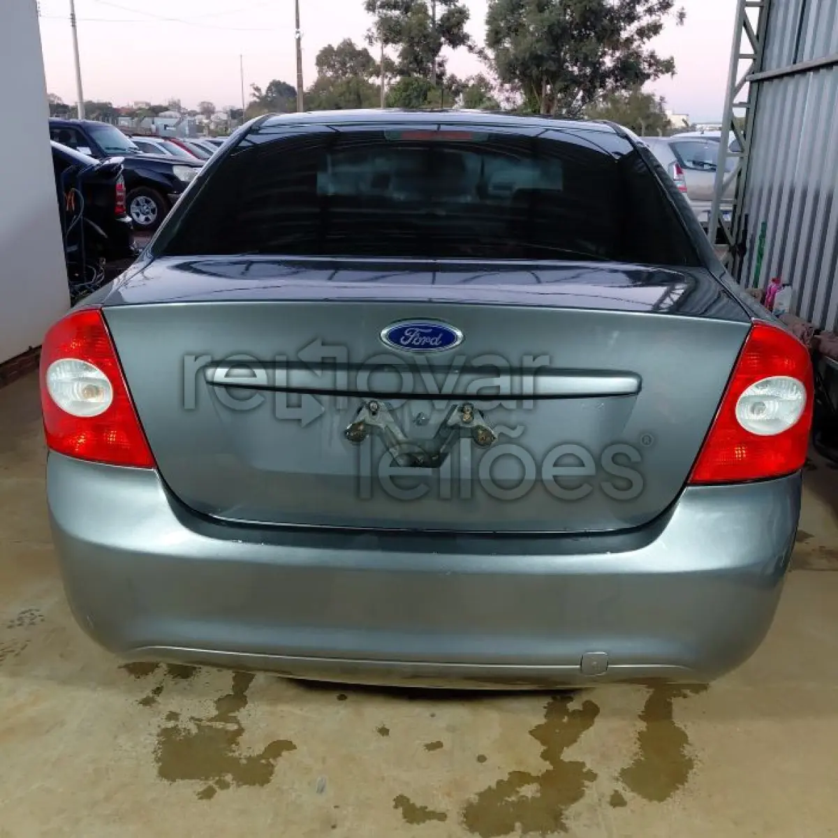 LOTE 027 - FORD FOCUS 2L FC FLEX - ANO 2013/2013 - COMPLETO - SICREDI PIONEIRA