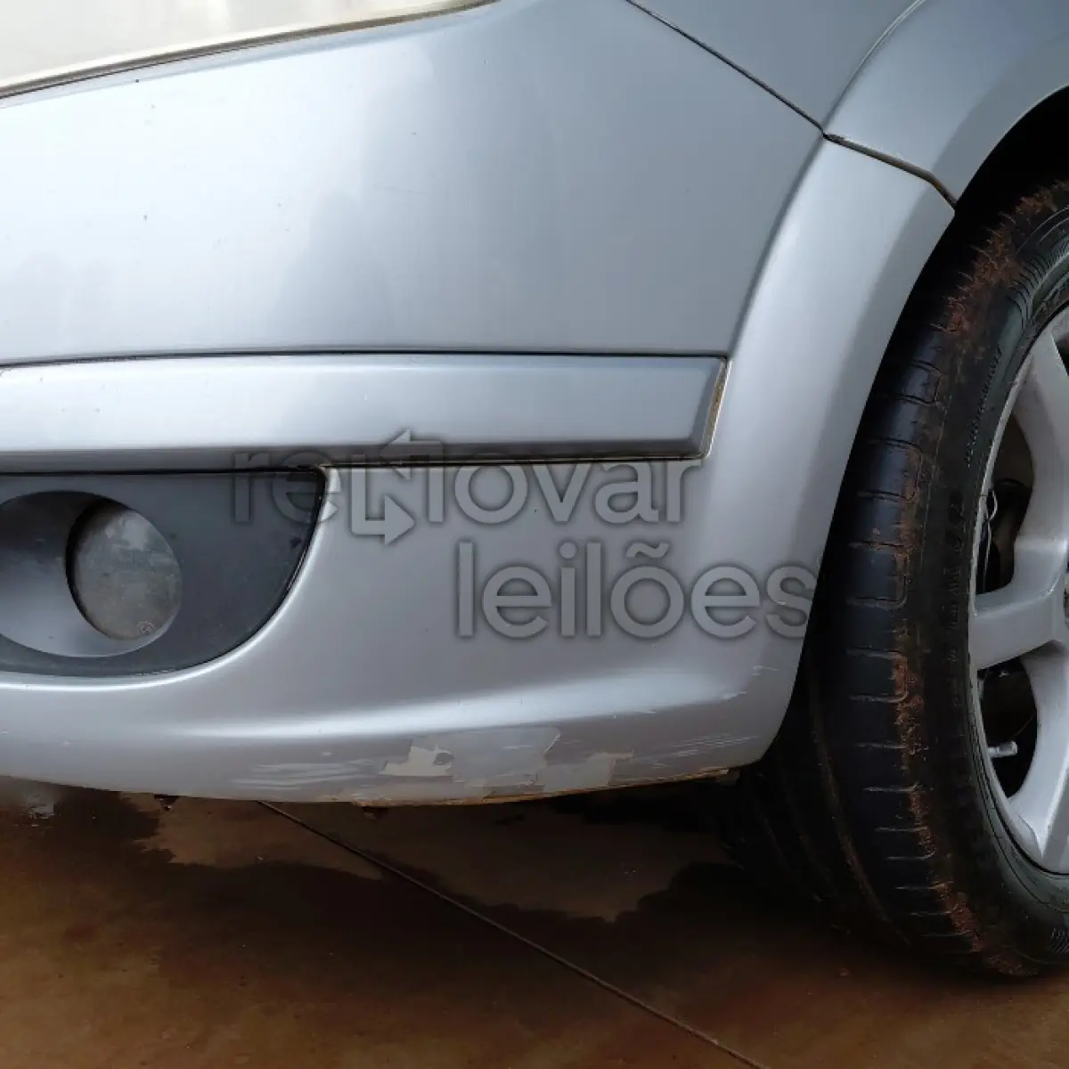 LOTE 007 - CHEVROLET VECTRA SEDAN ELEGANCE - ANO 2005/2006 - SICOOB CREDICARU