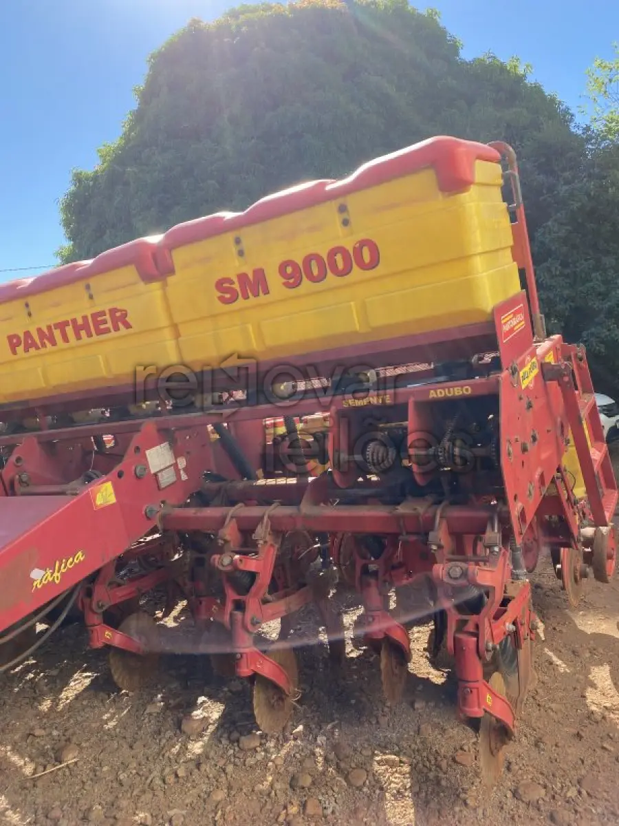 LOTE 027 - PLANTADEIRA PANTHER SM 9000 - ANO 2011 - CRESOL MISSÕES FRONTEIRA - DEPOSITADO EM SENADOR SALGADO FILHO/RS