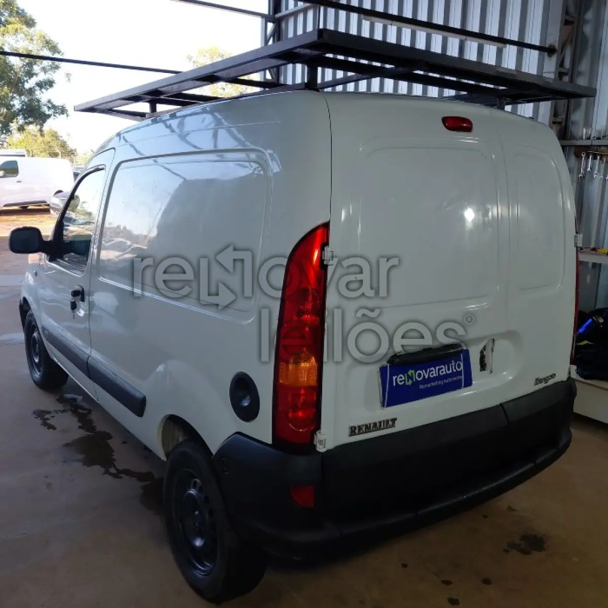 LOTE 010 - RENAULT KANGOO EXPRESS16 - ANO 2012/2013 - SICREDI CAMINHO DAS ÁGUAS