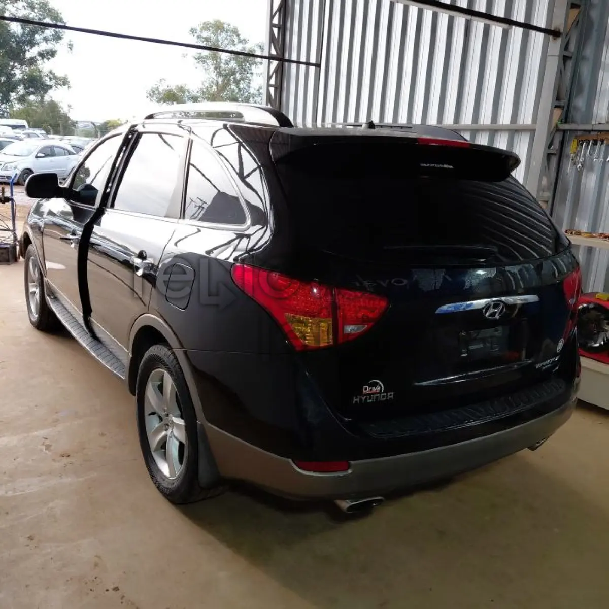 LOTE 031 - HYUNDAI VERACRUZ 3.8V6 - ANO 2010/2011 - COMPLETO - SICREDI CAMINHO DAS ÁGUAS