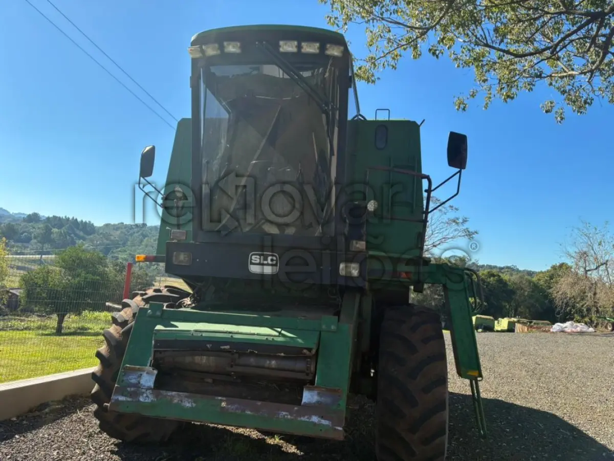 LOTE 013 - COLHEITADEIRA SLC 7200 - ANO 1988 - CRESOL MISSÕES FRONTEIRA - DEPOSITADO EM CERRO LARGO/RS