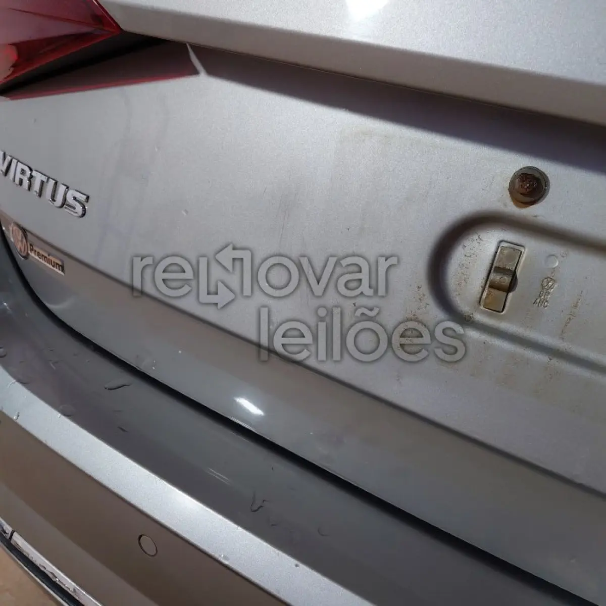 LOTE 014 - VOLKSWAGEN VIRTUS HL AD - ANO 2020/2020 - COMPLETO - SICREDI ESSÊNCIA