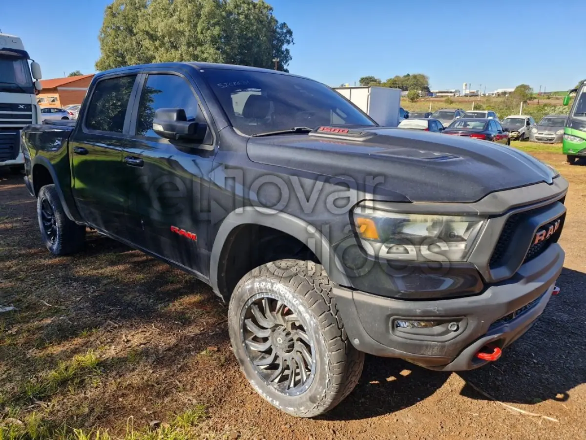 LOTE 009 - DODGE RAM 1500 REBEL - ANO 2022/2022 - COMPLETO - SICREDI ALIANÇA - DEPOSITADO EM IJUI/RS