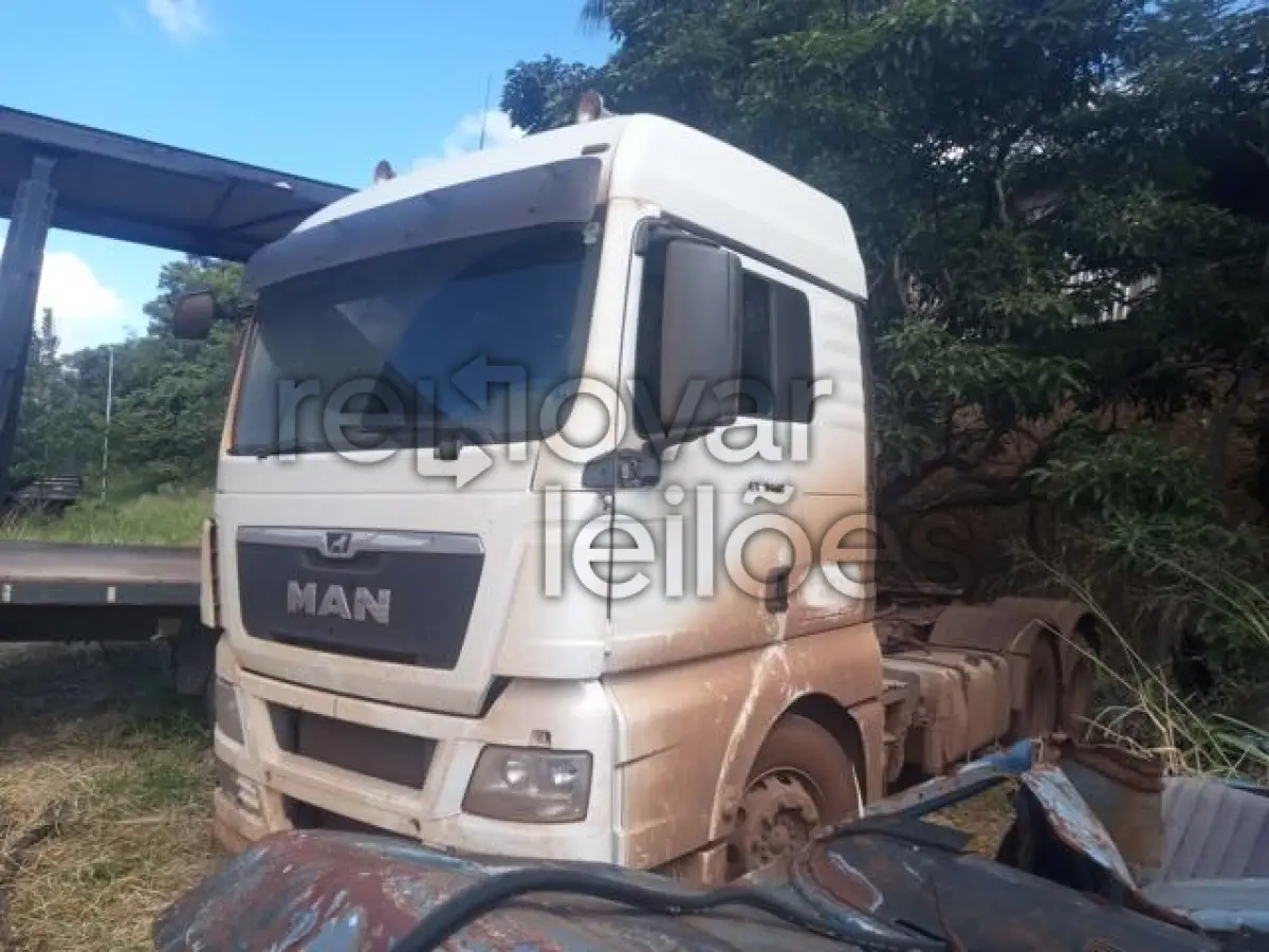 LOTE 016 - MAN/TGX 28.440 - ANO 2017/2018 - COMPLETO - SICREDI INTEGRAÇÃO - DEPOSITADO EM BETIM/MG