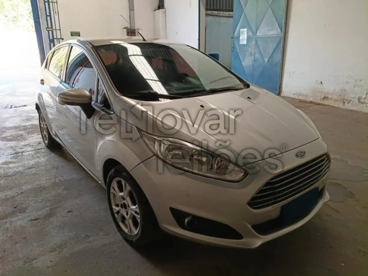 LOTE 069 - FORD FIESTA HA 16L SE - ANO 2014/2015 - COMPLETO - SICREDI CENTRO - DEPOSITADO EM BETIM/MG
