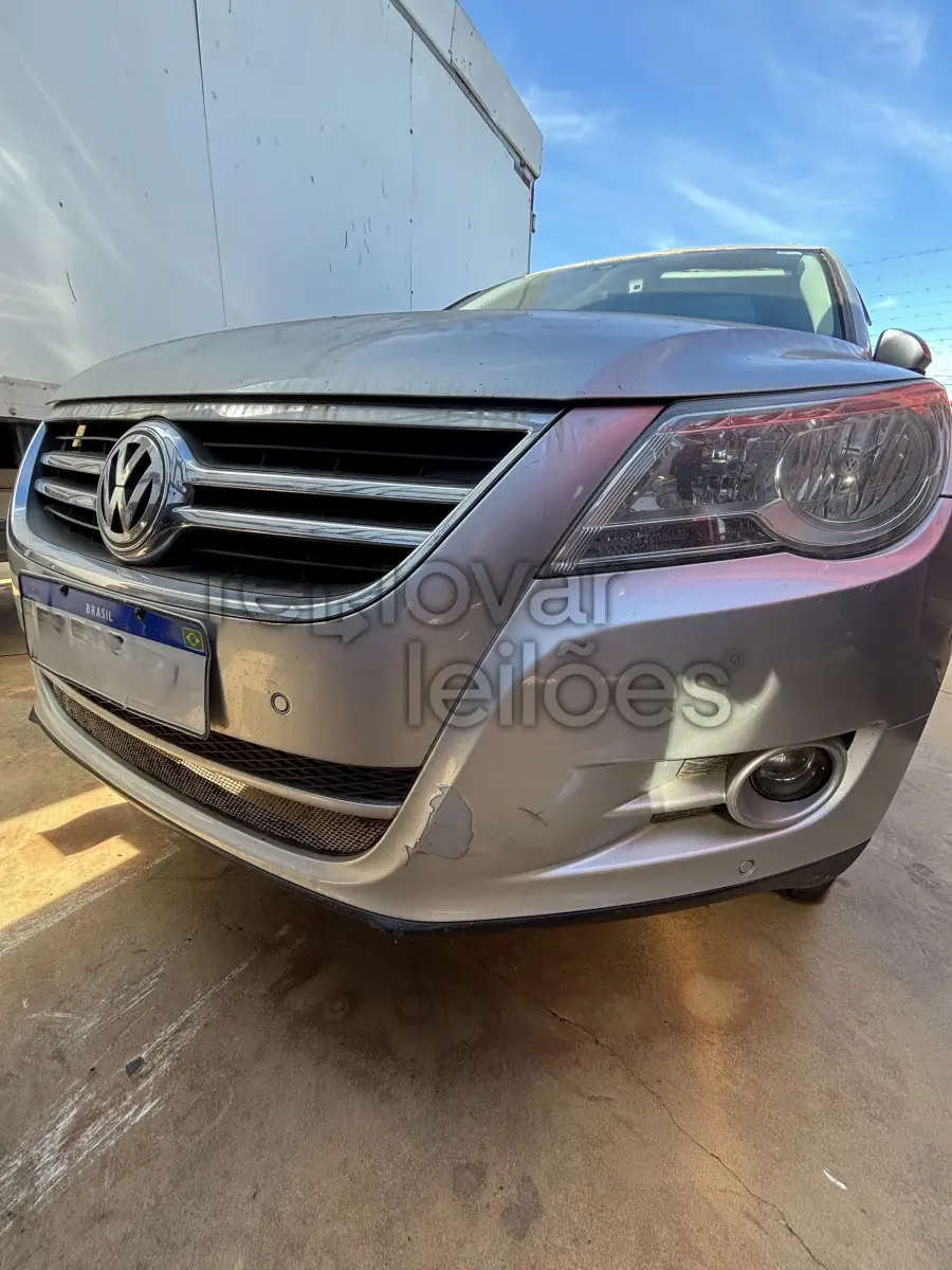 LOTE 002 - VEÍCULO I/VW TIGUAN S.0 TSI, COR PRATA, 2011/2011