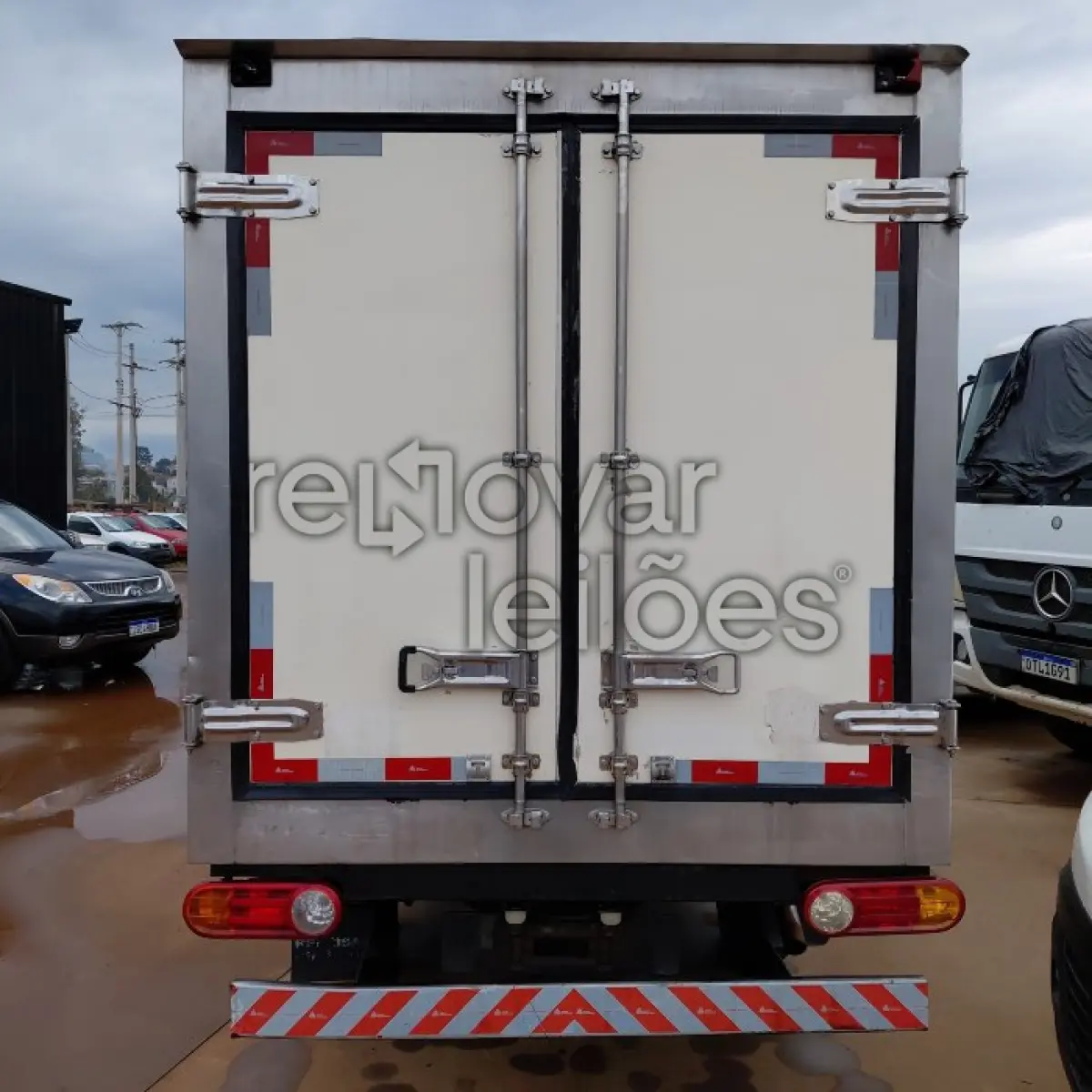 LOTE 048 - HYUNDAI HR HDB - ANO 2013/2014 - SICREDI CENTRO