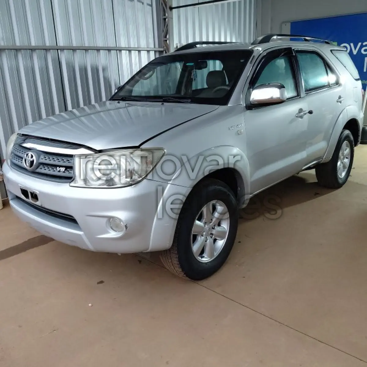 LOTE 068 - TOYOTA HILUXSW4 SRV4X4 - ANO 2010/2010 - COMPLETO - SICREDI CAMINHO DAS AGUAS
