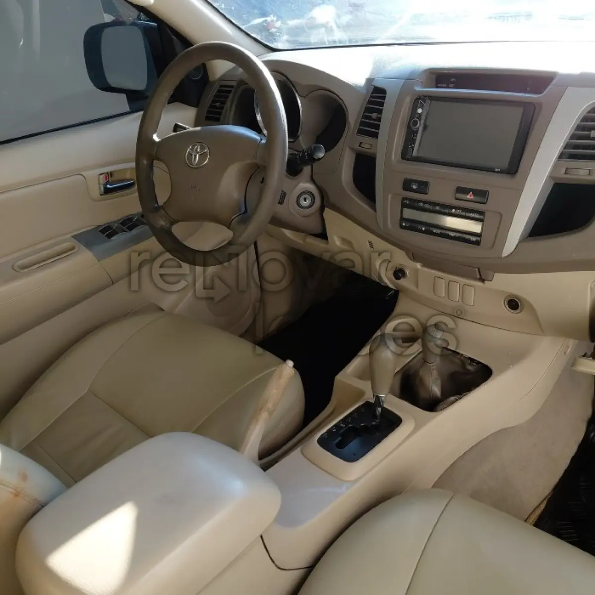 LOTE 008 - TOYOTA HILUXSW4 SRV4X4 - ANO 2005/2006 - COMPLETO - SICREDI INTERESTADOS