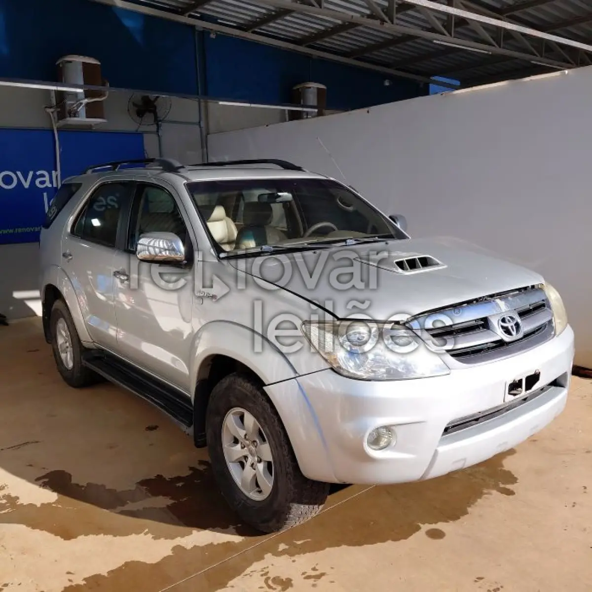 LOTE 008 - TOYOTA HILUXSW4 SRV4X4 - ANO 2005/2006 - COMPLETO - SICREDI INTERESTADOS