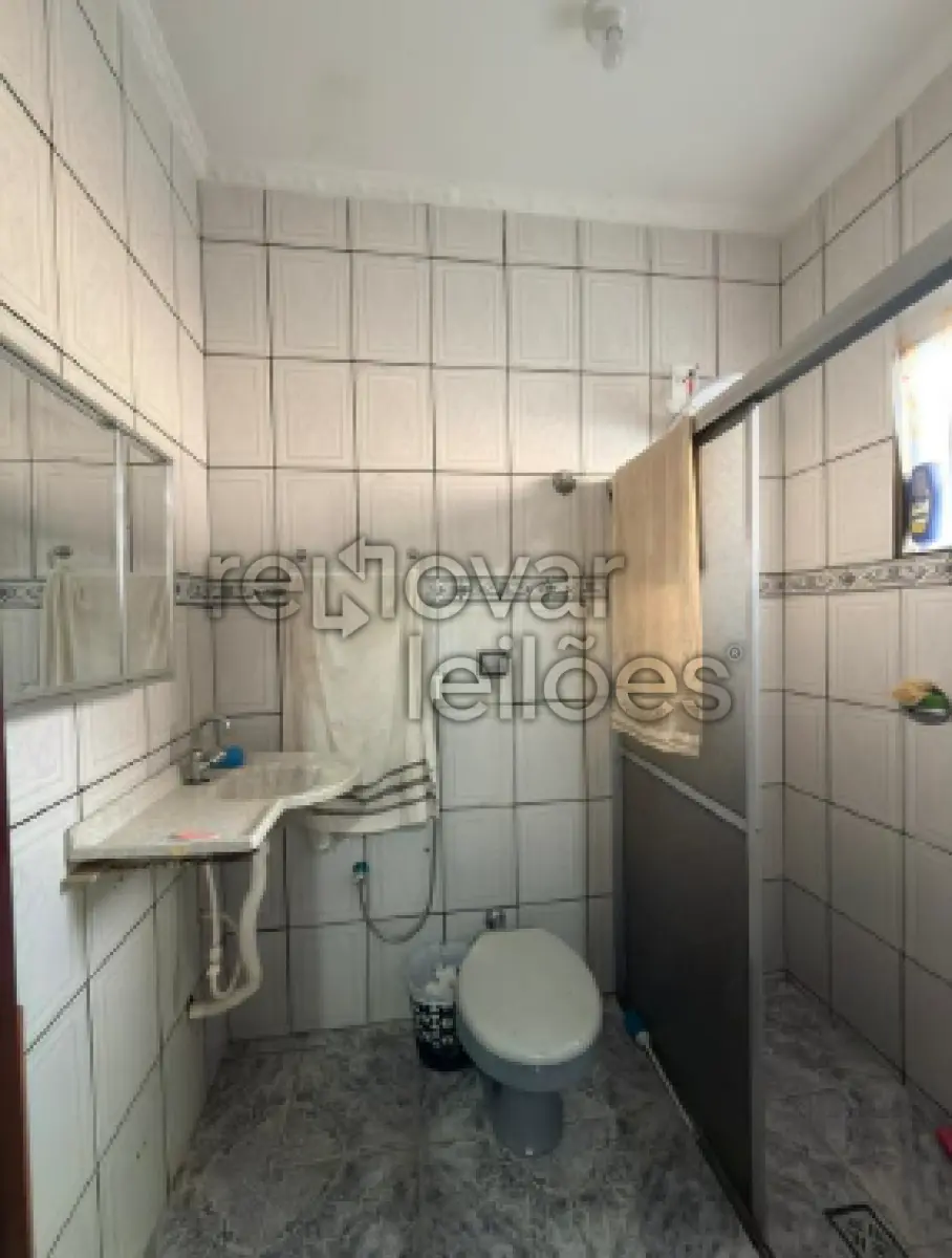 LOTE 001 - EDIFICAÇÃO RESIDENCIAL C/ 138,13 M² - ALFENAS / MG