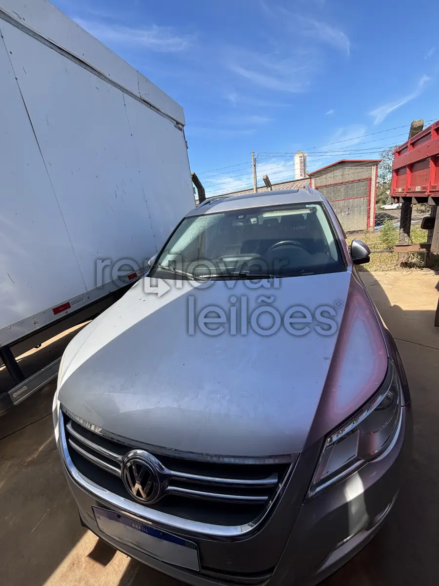LOTE 002 - VEÍCULO I/VW TIGUAN S.0 TSI, COR PRATA, 2011/2011