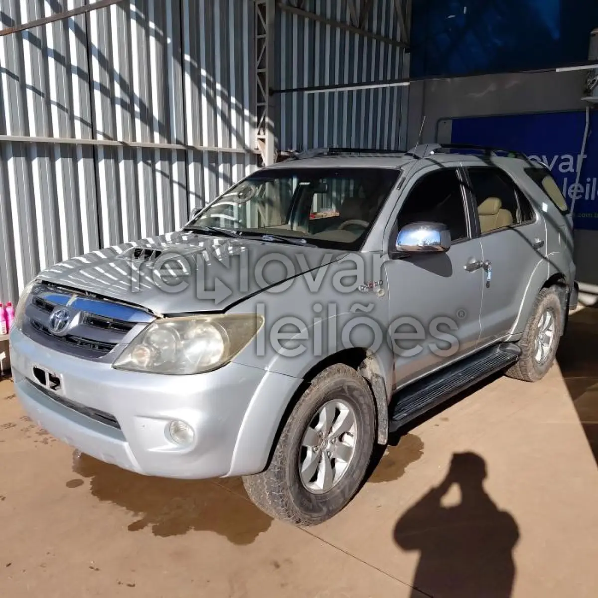 LOTE 008 - TOYOTA HILUXSW4 SRV4X4 - ANO 2005/2006 - COMPLETO - SICREDI INTERESTADOS