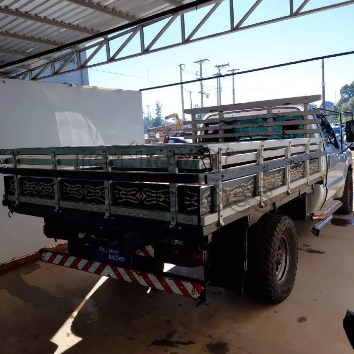 LOTE 014 - FORD F350 G - ANO 2011/2011 - SICREDI DAS CULTURAS - DEPOSITADOS EM SANTO ÂNGELO/RS