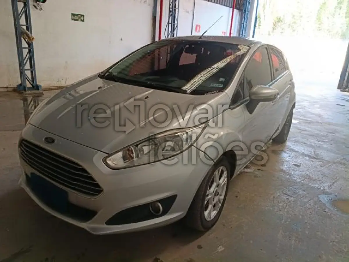 LOTE 069 - FORD FIESTA HA 16L SE - ANO 2014/2015 - COMPLETO - SICREDI CENTRO - DEPOSITADO EM BETIM/MG