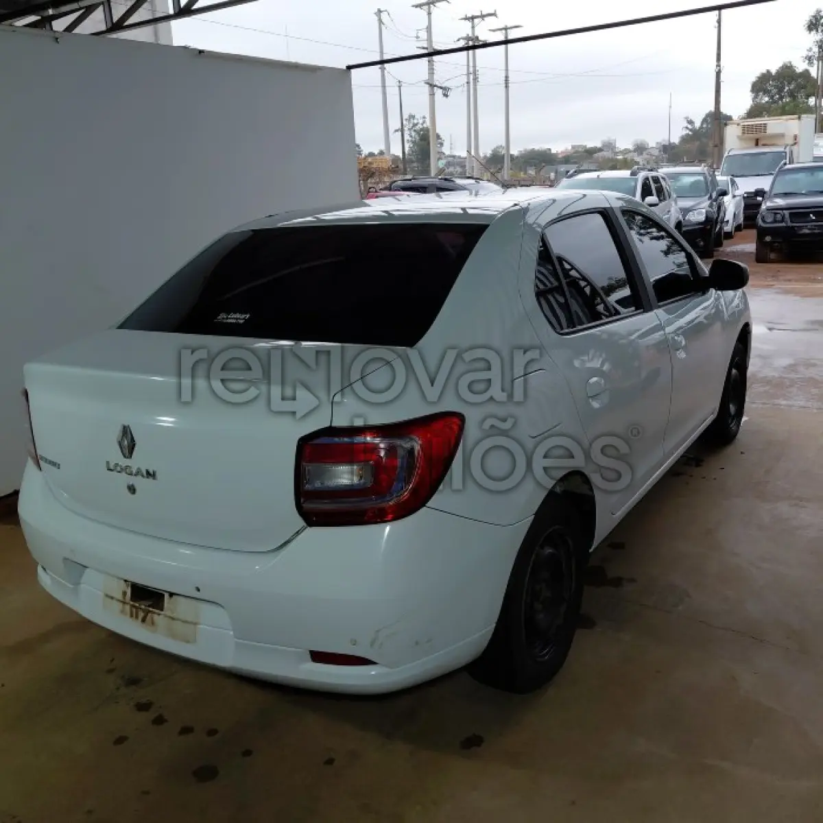LOTE 018 - RENAULT LOGAN EXPR 10 - ANO 2016/2017 - COMPLETO - SICREDI GERAÇÕES