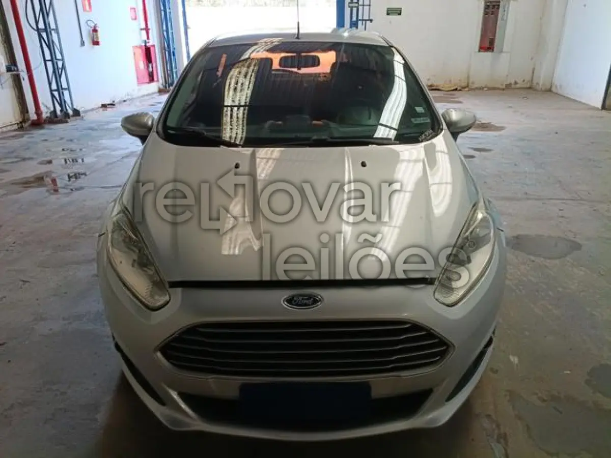LOTE 069 - FORD FIESTA HA 16L SE - ANO 2014/2015 - COMPLETO - SICREDI CENTRO - DEPOSITADO EM BETIM/MG
