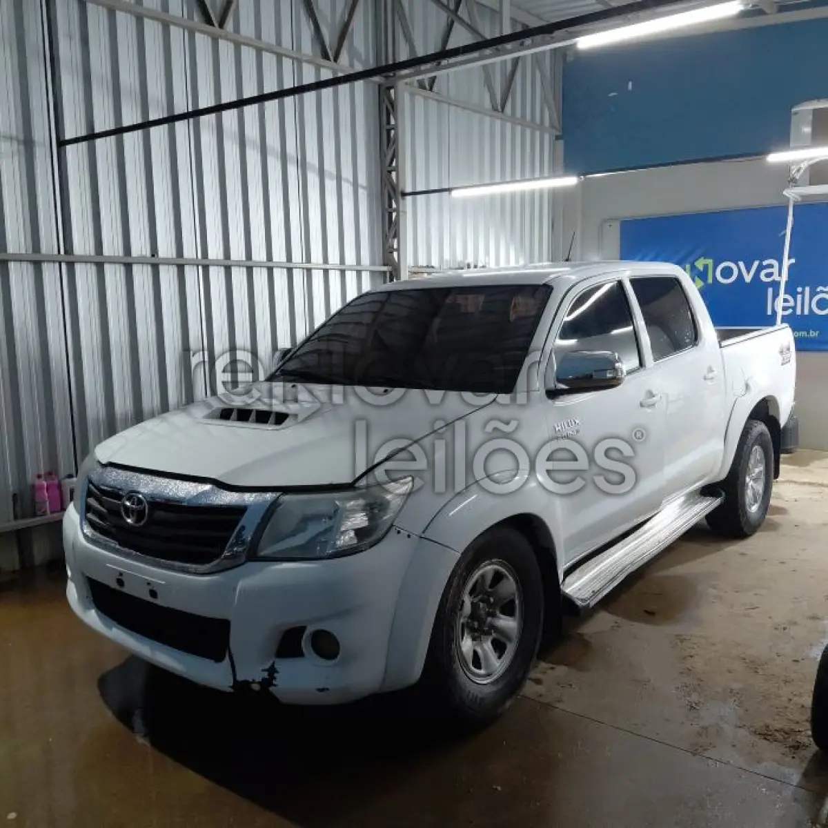 LOTE 074 - TOYOTA HILUX CD4X4 SRV - ANO 2015/2015 - COMPLETO - SICREDI CENTRO