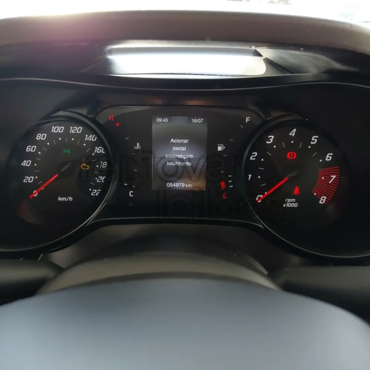 LOTE 030 - FIAT ARGO DRIVE 10 - ANO 2023/2024 - COMPLETO - SICREDI RAIZES