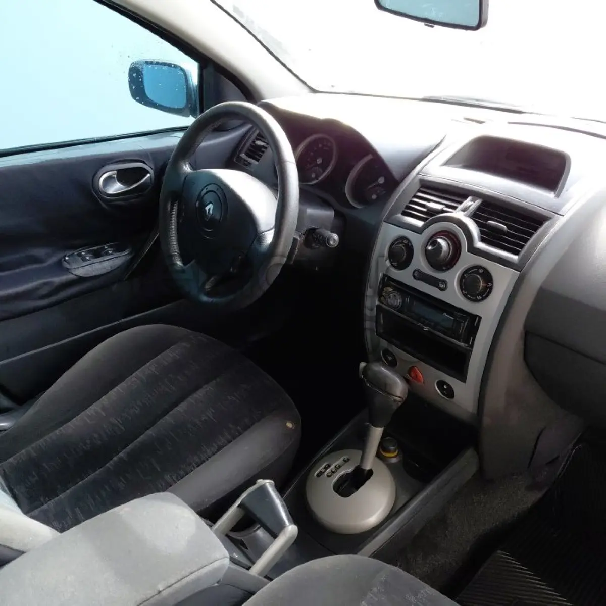 LOTE 022 - RENAULT MEGANEGT DYN 20A - ANO 2007/2008 - COMPLETO - SICREDI CAMINHO DAS AGUAS