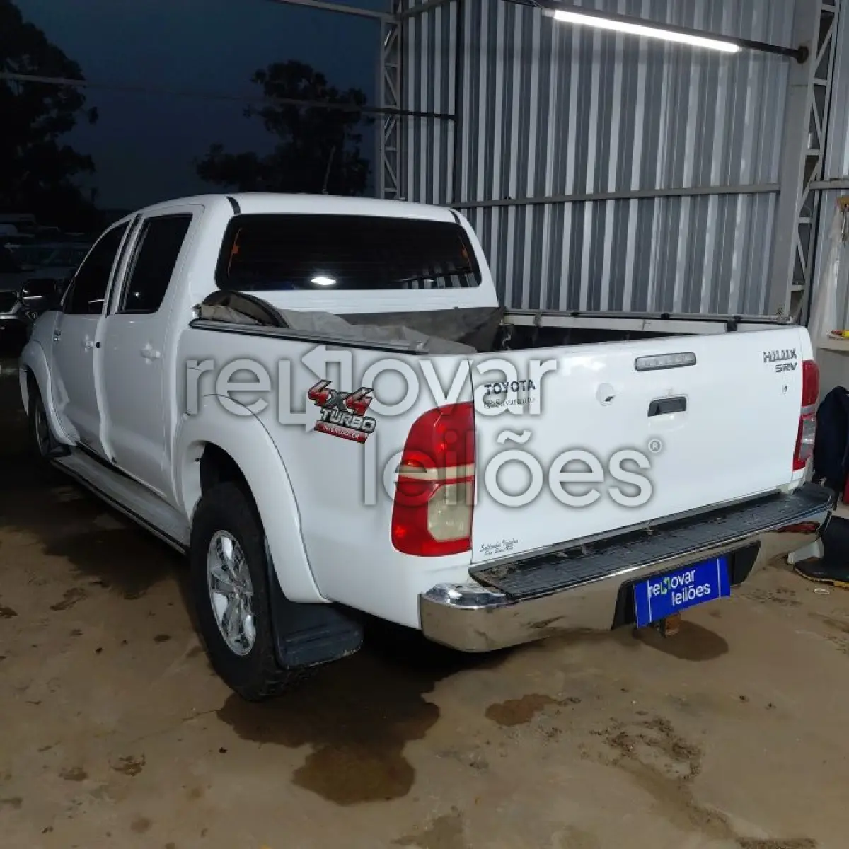 LOTE 074 - TOYOTA HILUX CD4X4 SRV - ANO 2015/2015 - COMPLETO - SICREDI CENTRO