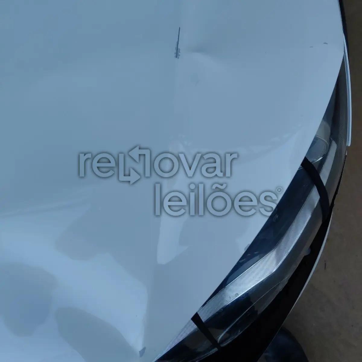 LOTE 033 - VW SAVEIRO CS TL MB - ANO 2015/2016 - COMPLETO - SICREDI PIONEIRA