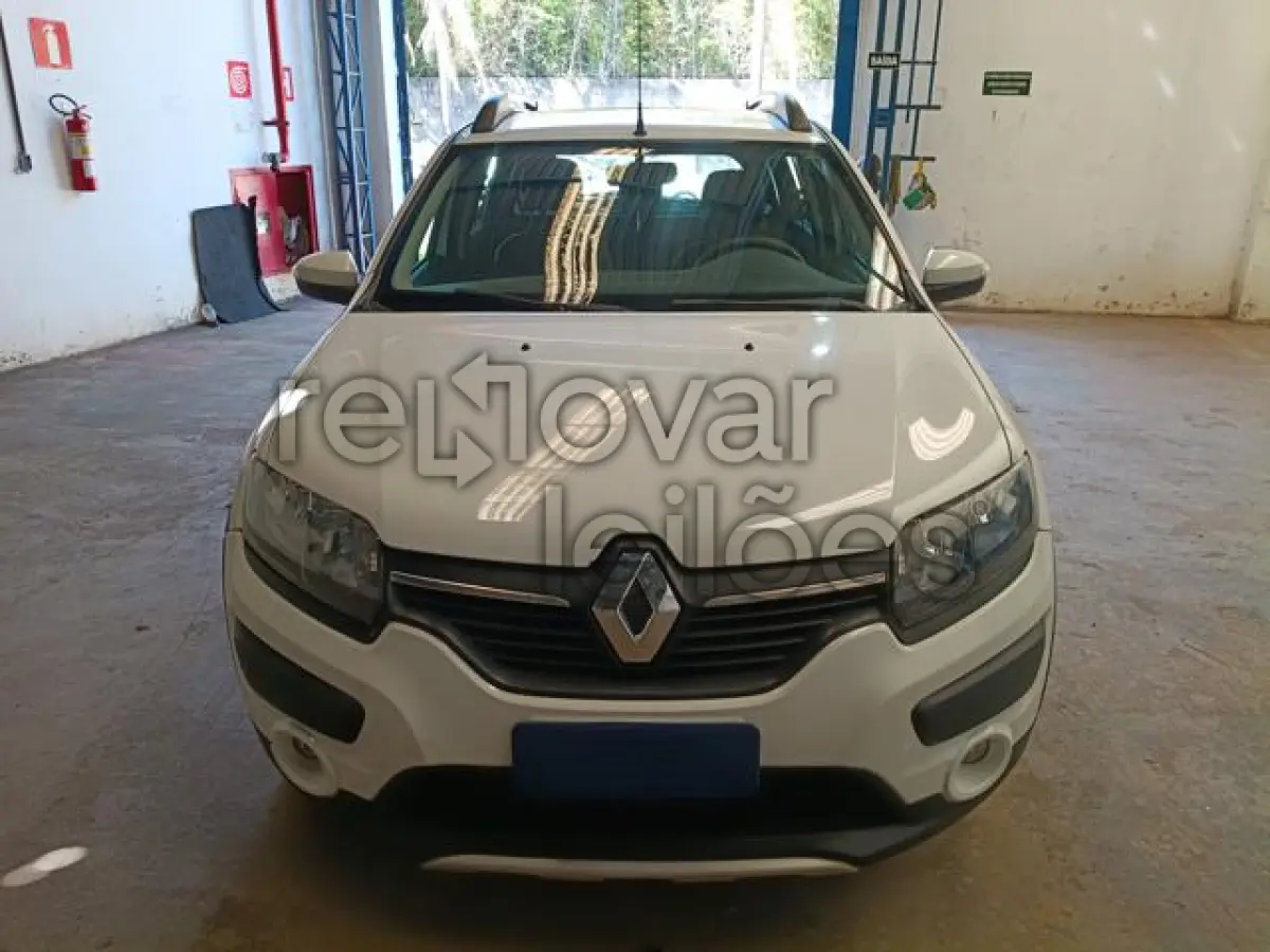 LOTE 063 - RENAULT/SANDERO - ANO 2015/2015 - COMPLETO - SICREDI INTEGRAÇÃO LAJEADO -  DEPOSITADO EM BETIM/MG