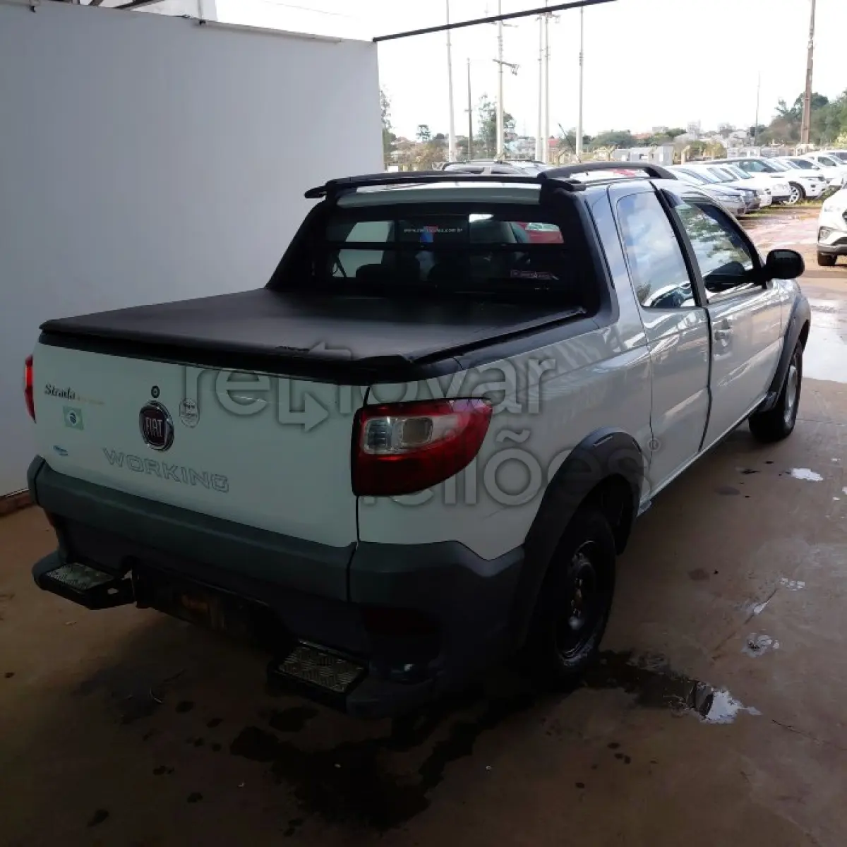 LOTE 072 - FIAT STRADA HD WK CD E - ANO 2016/2017 - COMPLETO - SICREDI ESSÊNCIA
