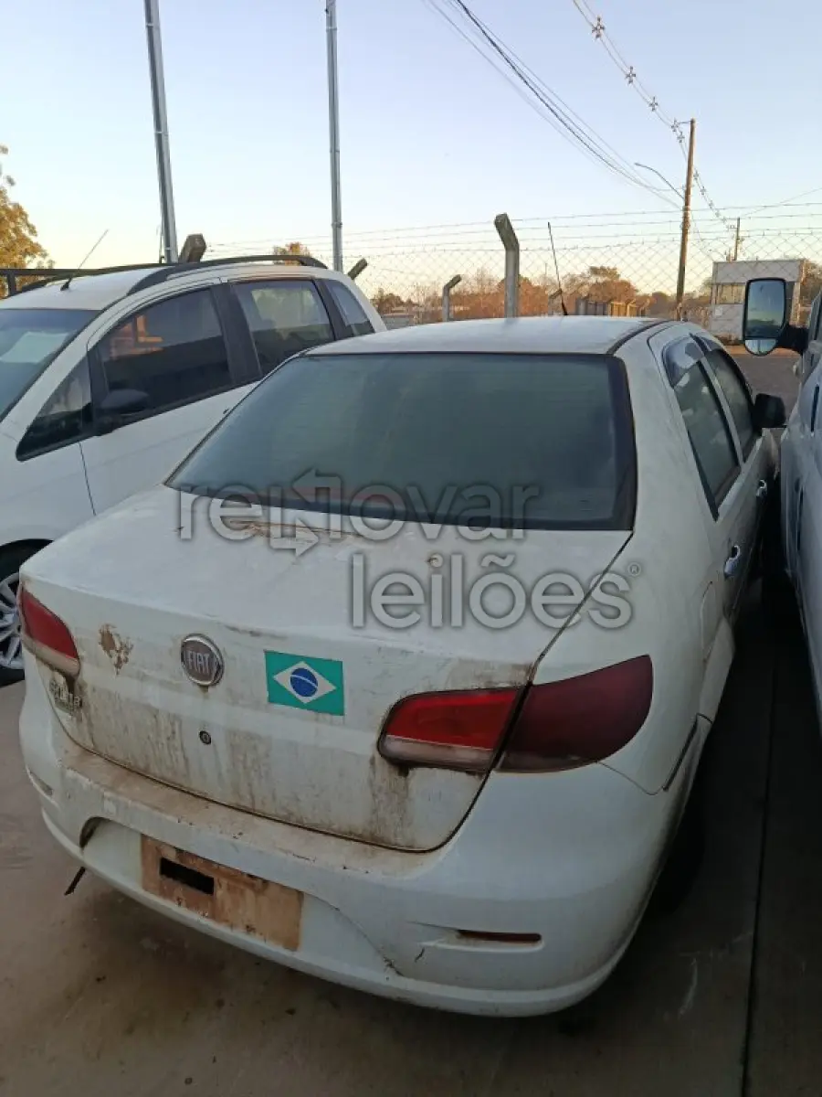 LOTE 084 - FIAT SIENA EL FLEX - ANO 2011/2011 - SICREDI ESSÊNCIA