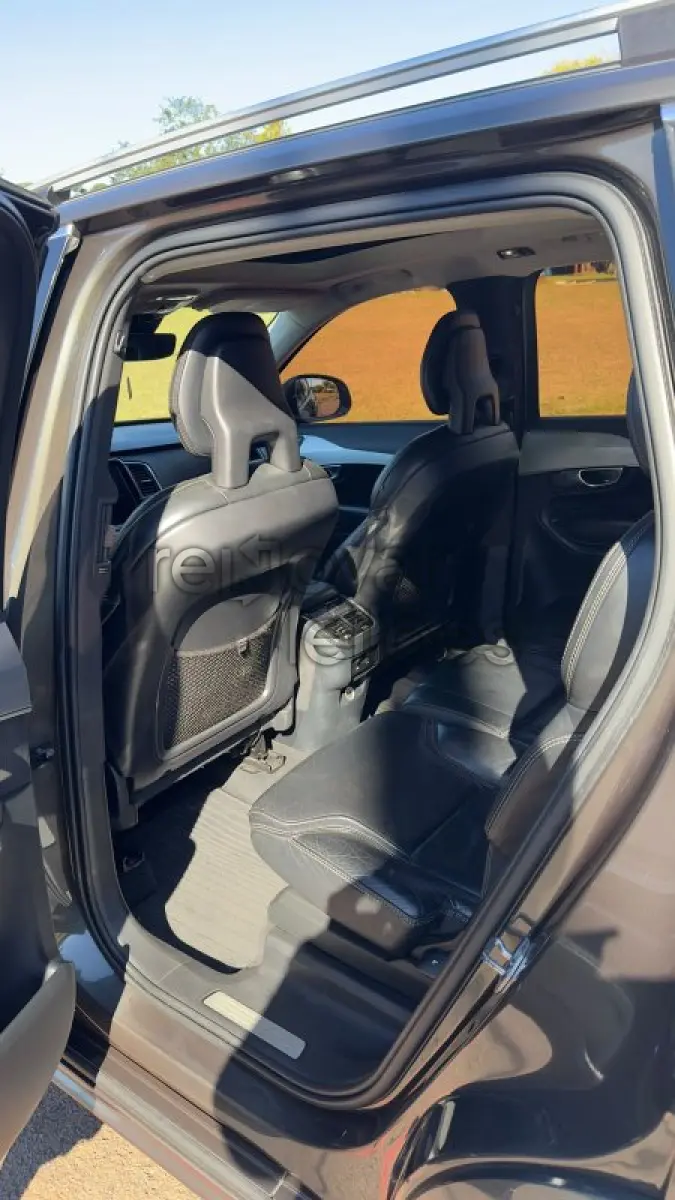 LOTE 070 - VOLVO/XC90 T6 MOMENTUM - ANO 2017/2018 - COMPLETO - CRESOL COOPERAR - DEPOSITADO EM HUMAITÁ/RS