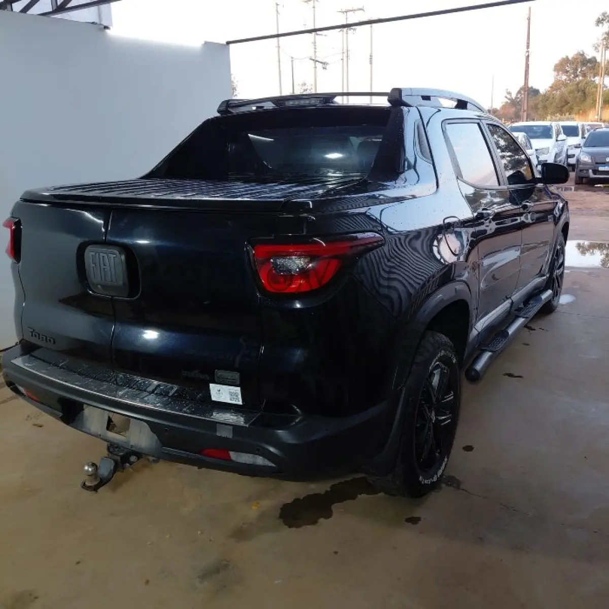 LOTE 042 - FIAT TORO ULTRA AT9 4X4 - ANO 2021/2022 - COMPLETO - SICREDI CAMINHO DAS AGUAS