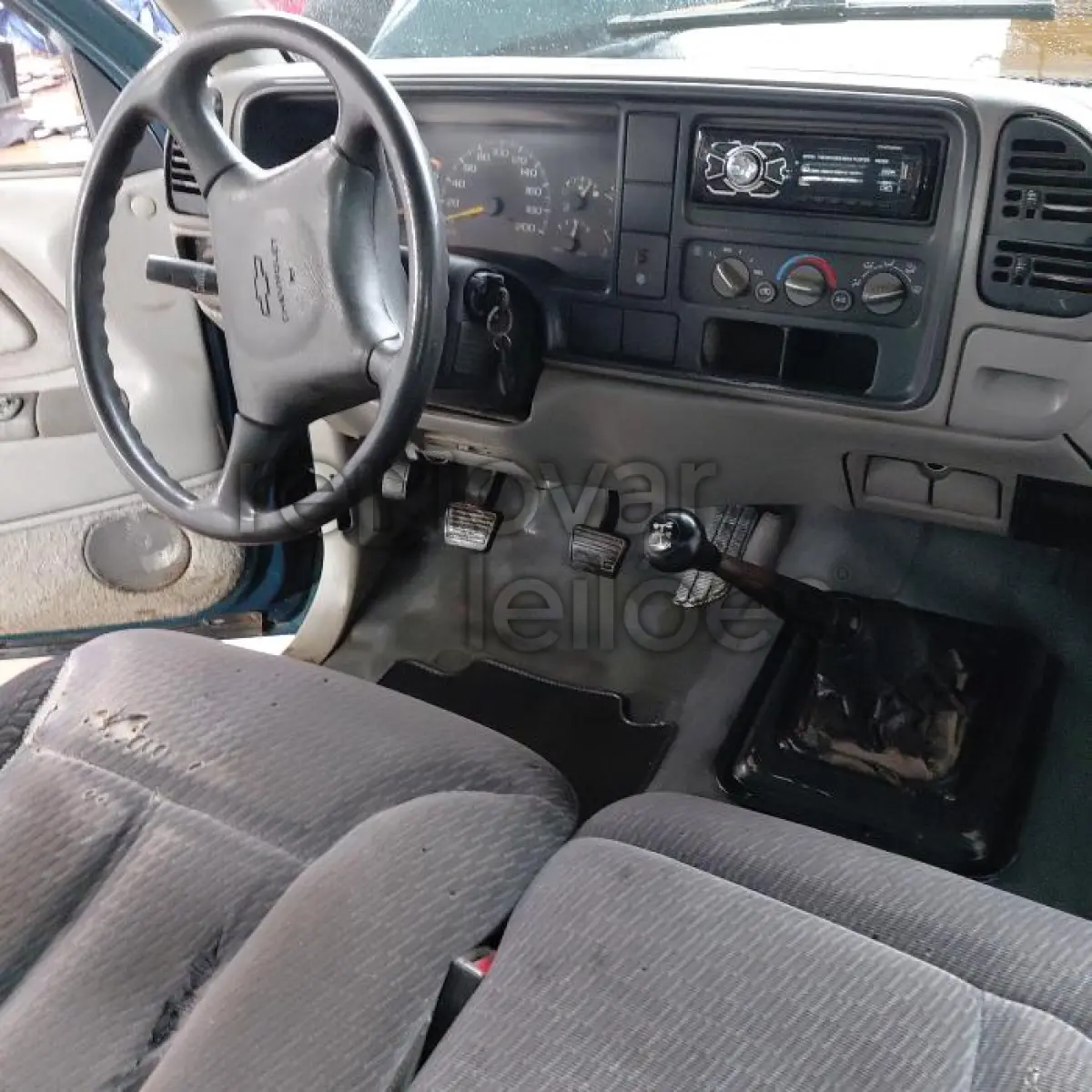 LOTE 081 - CHEVROLET SILVERADO CONQ HD - ANO 1999/2000 - COMPLETO - VIA CERTA