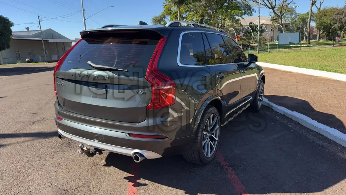 LOTE 070 - VOLVO/XC90 T6 MOMENTUM - ANO 2017/2018 - COMPLETO - CRESOL COOPERAR - DEPOSITADO EM HUMAITÁ/RS