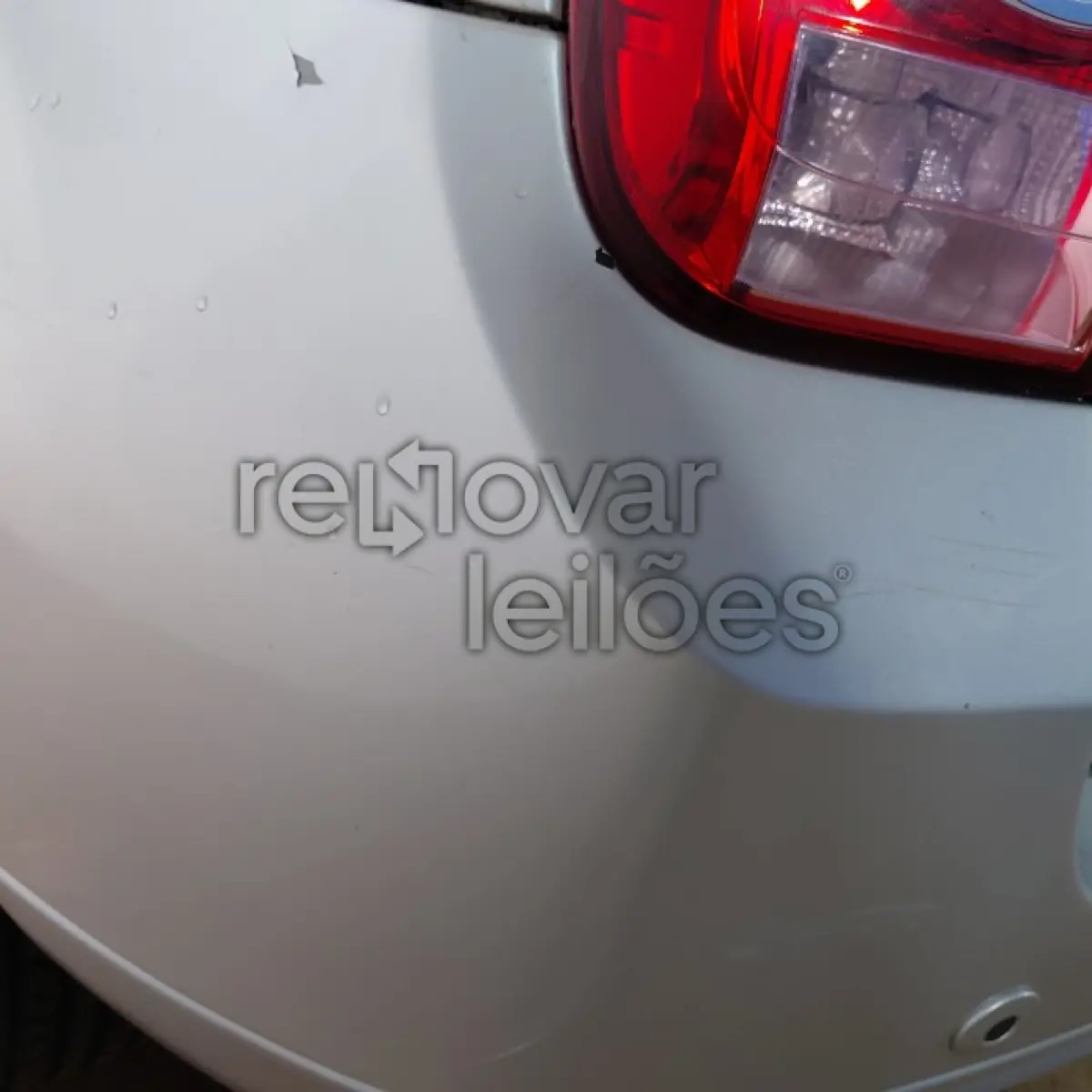 LOTE 013 - RENAULT DUSTER 20 D 4X2A - ANO 2012/2013 - COMPLETO - SICREDI INTERESTADOS