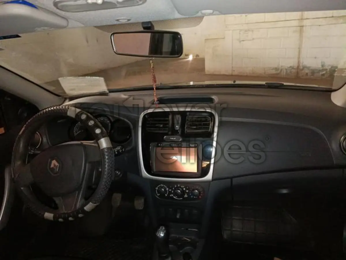 LOTE 060 - RENAULT/SANDERO - ANO 2015/2015 - COMPLETO - SICREDI INTEGRAÇÃO LAJEADO - DEPOSITADO EM BETIM/MG