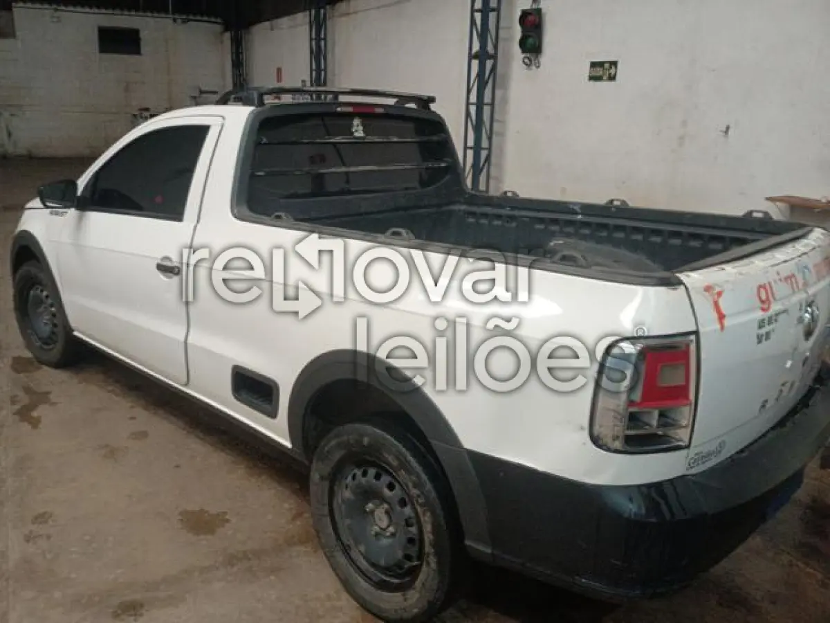 LOTE 024 - VW/SAVEIRO ROBUST - ANO 2022/2023 - COMPLETO - SICREDI CENTRO - DEPOSITADO EM BETIM/MG